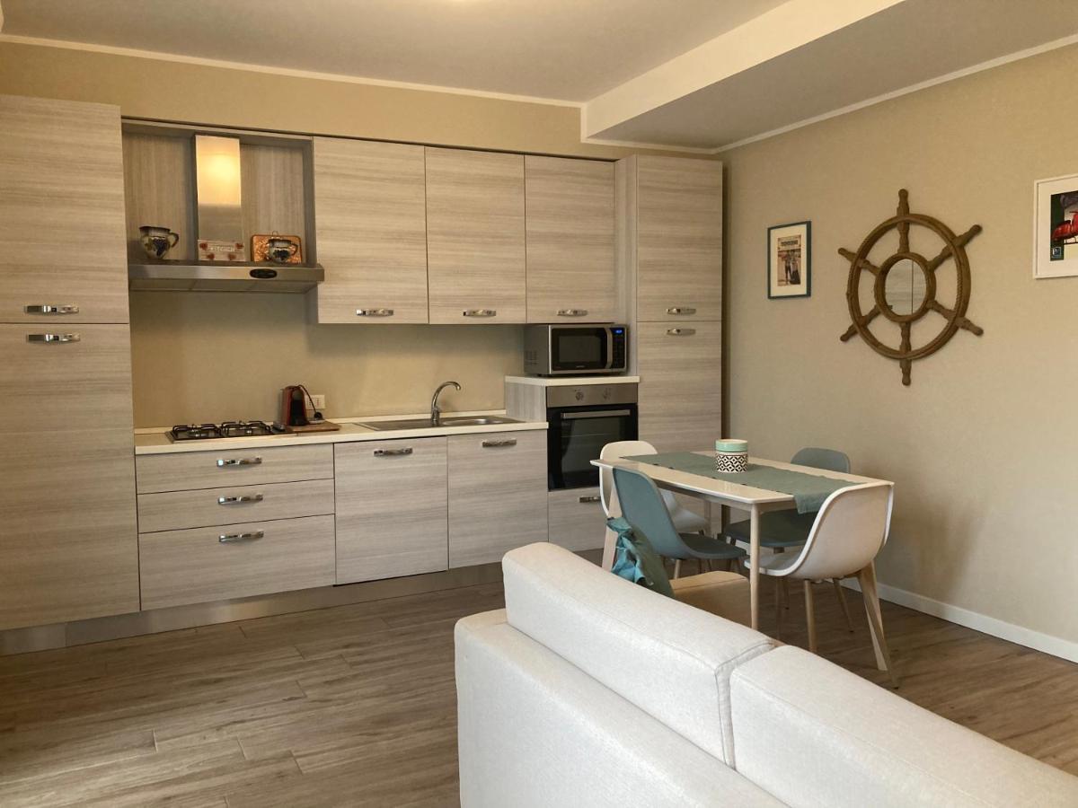 Silverhome Леко Екстериор снимка