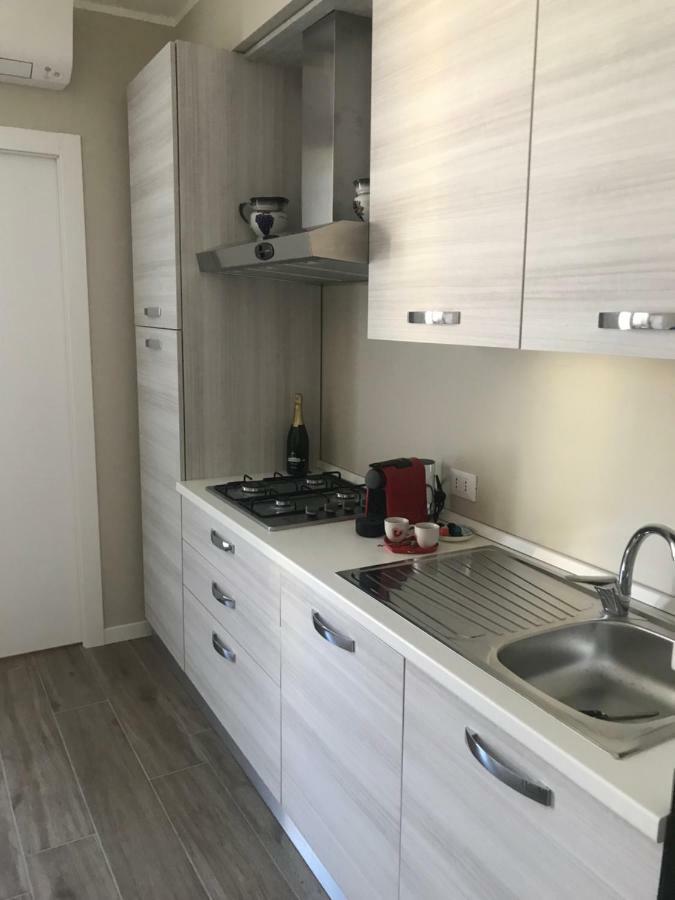 Silverhome Леко Екстериор снимка